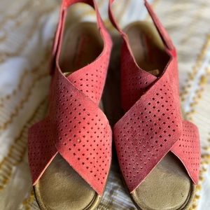 Skechers memory foam sandals